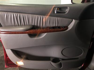 2004 Toyota Sienna XLE Limited 7 Passenger   - Photo 17 - Sacramento, CA 95825