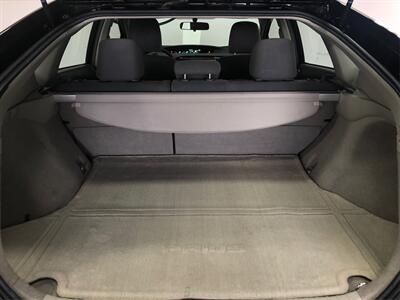 2010 Toyota Prius III   - Photo 12 - Sacramento, CA 95825