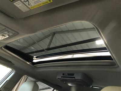 2010 Toyota Highlander Hybrid Limited - Photo 12 - Sacramento, CA 95825