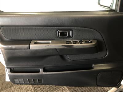 2004 Nissan Frontier SC-V6   - Photo 15 - Sacramento, CA 95825