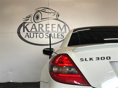 2011 Mercedes-Benz SLK SLK 300   - Photo 18 - Sacramento, CA 95825