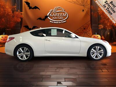 2010 Hyundai Genesis Coupe 3.8L - Photo 4 - Sacramento, CA 95825