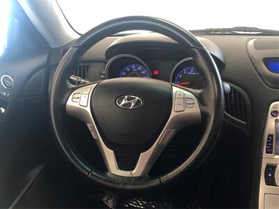 2010 Hyundai Genesis Coupe 3.8L   - Photo 15 - Sacramento, CA 95825