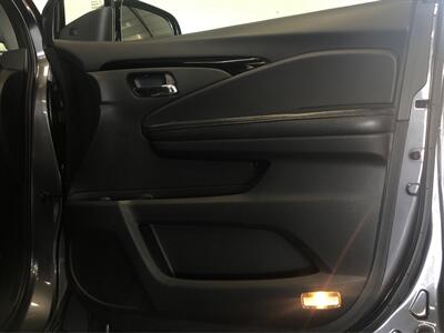 2017 Honda Pilot Elite   - Photo 19 - Sacramento, CA 95825