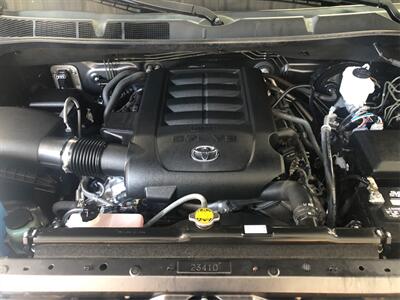 2017 Toyota Tundra Limited   - Photo 11 - Sacramento, CA 95825