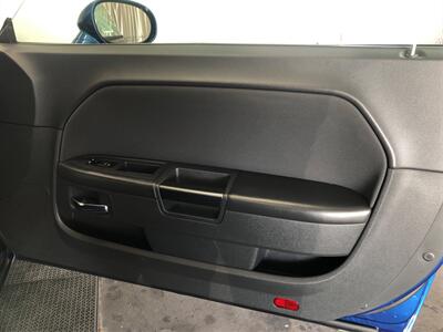 2010 Dodge Challenger R/T   - Photo 17 - Sacramento, CA 95825