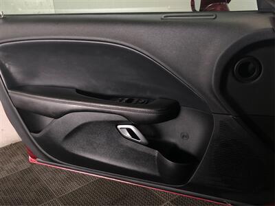 2018 Dodge Challenger SXT   - Photo 16 - Sacramento, CA 95825
