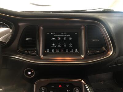 2018 Dodge Challenger SXT   - Photo 13 - Sacramento, CA 95825