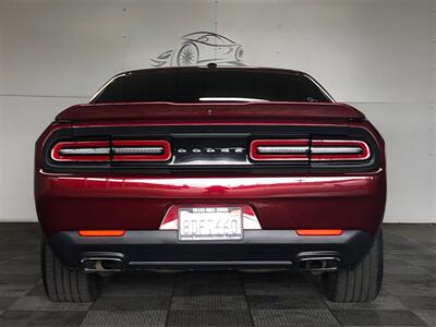 2018 Dodge Challenger SXT   - Photo 19 - Sacramento, CA 95825