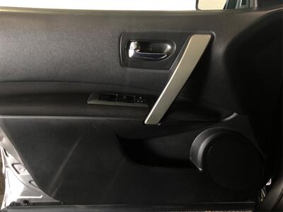 2011 Nissan Rogue SV   - Photo 15 - Sacramento, CA 95825