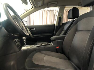 2011 Nissan Rogue SV   - Photo 9 - Sacramento, CA 95825