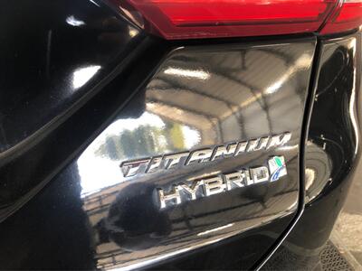 2017 Ford Fusion Hybrid Titanium   - Photo 18 - Sacramento, CA 95825