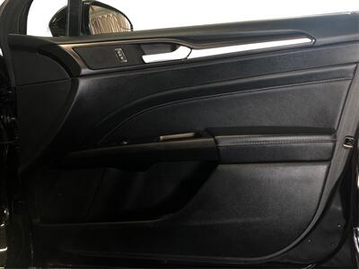 2017 Ford Fusion Hybrid Titanium   - Photo 17 - Sacramento, CA 95825