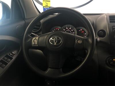 2012 Toyota RAV4   - Photo 14 - Sacramento, CA 95825