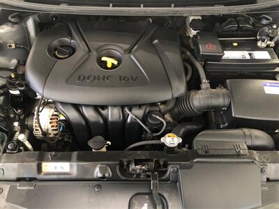 2012 Hyundai ELANTRA GLS   - Photo 11 - Sacramento, CA 95825