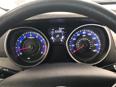 2012 Hyundai ELANTRA GLS   - Photo 14 - Sacramento, CA 95825