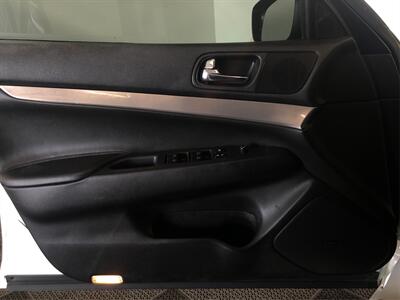 2015 INFINITI Q40 - Photo 17 - Sacramento, CA 95825