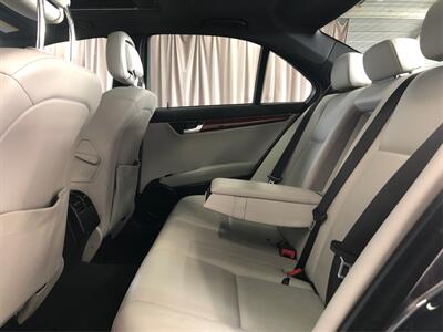 2010 Mercedes-Benz C 300 Luxury   - Photo 10 - Sacramento, CA 95825