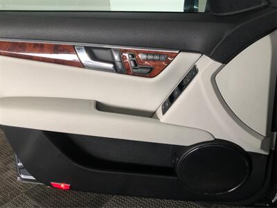 2010 Mercedes-Benz C 300 Luxury   - Photo 17 - Sacramento, CA 95825