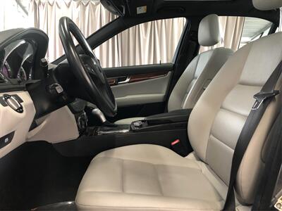 2010 Mercedes-Benz C 300 Luxury   - Photo 9 - Sacramento, CA 95825
