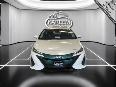 2017 Toyota Prius Prime Plus   - Photo 2 - Sacramento, CA 95825