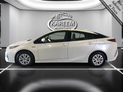 2017 Toyota Prius Prime Plus   - Photo 8 - Sacramento, CA 95825