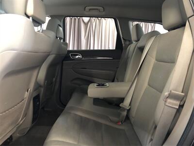 2011 Jeep Grand Cherokee Laredo   - Photo 9 - Sacramento, CA 95825