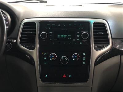 2011 Jeep Grand Cherokee Laredo   - Photo 12 - Sacramento, CA 95825