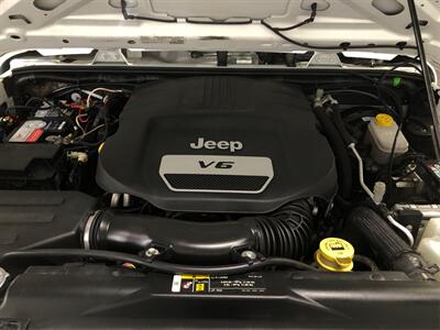 2017 Jeep Wrangler Unlimited Sport   - Photo 11 - Sacramento, CA 95825