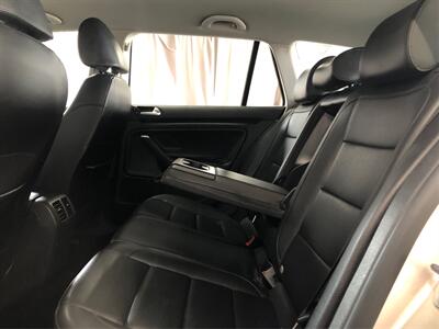 2013 Volkswagen Jetta SportWagen TDI   - Photo 10 - Sacramento, CA 95825