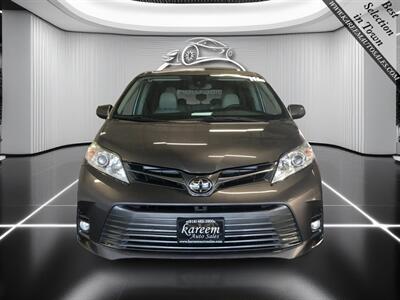 2018 Toyota Sienna XLE 8-Passenger   - Photo 2 - Sacramento, CA 95825