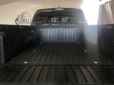 2018 Toyota Tacoma SR5 V6   - Photo 12 - Sacramento, CA 95825