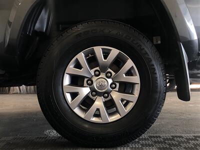 2018 Toyota Tacoma SR5 V6   - Photo 18 - Sacramento, CA 95825