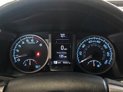 2018 Toyota Tacoma SR5 V6   - Photo 14 - Sacramento, CA 95825