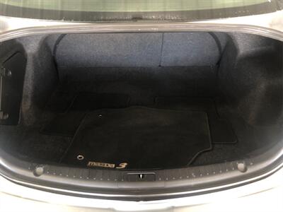 2010 Mazda Mazda3 i SV   - Photo 11 - Sacramento, CA 95825