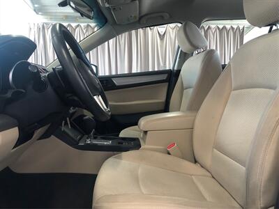 2015 Subaru Outback 2.5i   - Photo 9 - Sacramento, CA 95825