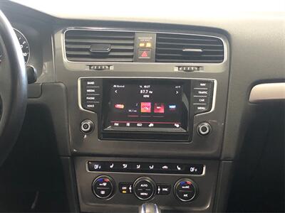 2015 Volkswagen e-Golf SEL Premium   - Photo 13 - Sacramento, CA 95825