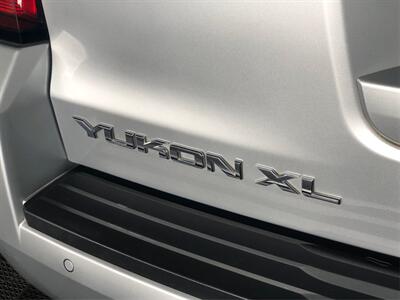 2019 GMC Yukon XL SLT   - Photo 24 - Sacramento, CA 95825