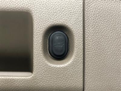 2019 GMC Yukon XL SLT   - Photo 21 - Sacramento, CA 95825