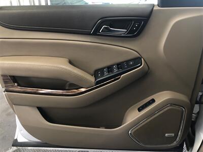 2019 GMC Yukon XL SLT   - Photo 17 - Sacramento, CA 95825
