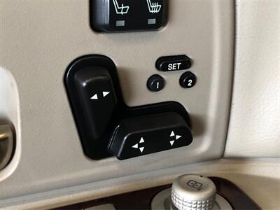 2009 Lincoln Town Car Signature Limited - Photo 18 - Sacramento, CA 95825