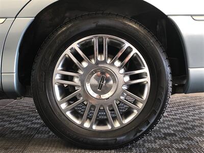 2009 Lincoln Town Car Signature Limited - Photo 19 - Sacramento, CA 95825
