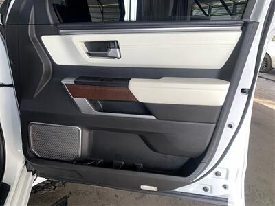 2024 Toyota Tundra Capstone HV   - Photo 20 - Sacramento, CA 95825