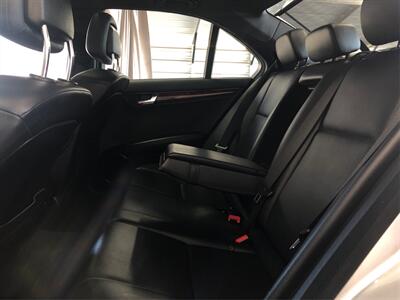 2011 Mercedes-Benz C 300 Sport   - Photo 10 - Sacramento, CA 95825