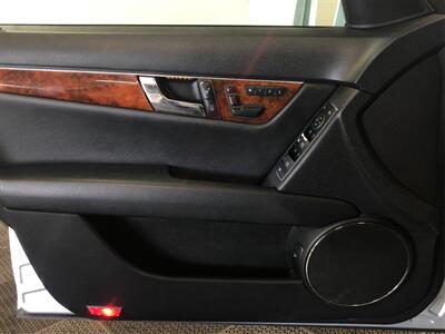 2011 Mercedes-Benz C 300 Sport   - Photo 17 - Sacramento, CA 95825