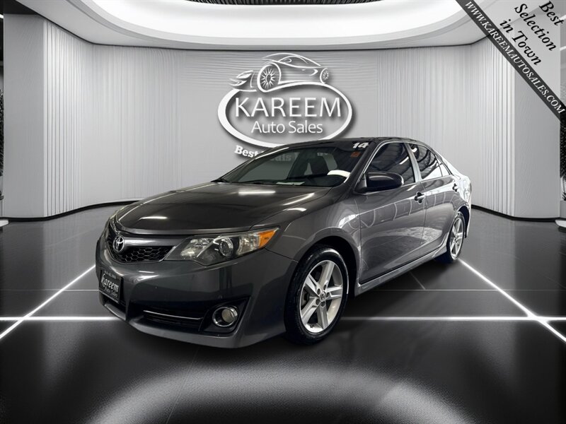 2014 Toyota Camry SE   - Photo 1 - Sacramento, CA 95825