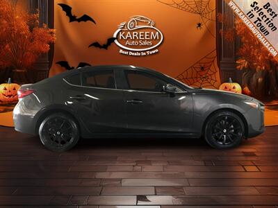 2017 Mazda Mazda3 Touring   - Photo 4 - Sacramento, CA 95825