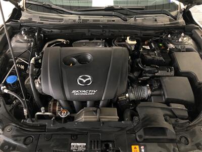 2017 Mazda Mazda3 Touring   - Photo 11 - Sacramento, CA 95825