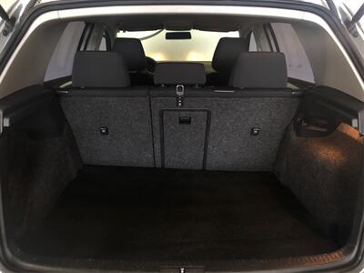 2011 Volkswagen Golf 2.5L   - Photo 12 - Sacramento, CA 95825