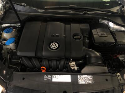 2011 Volkswagen Golf 2.5L   - Photo 11 - Sacramento, CA 95825